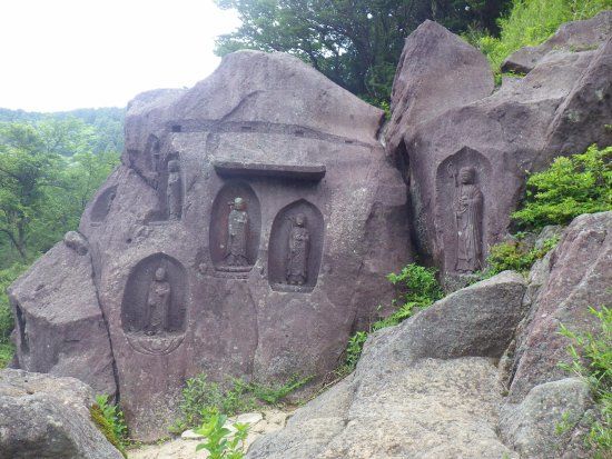Buddhist Stoneworks at Motohakone
